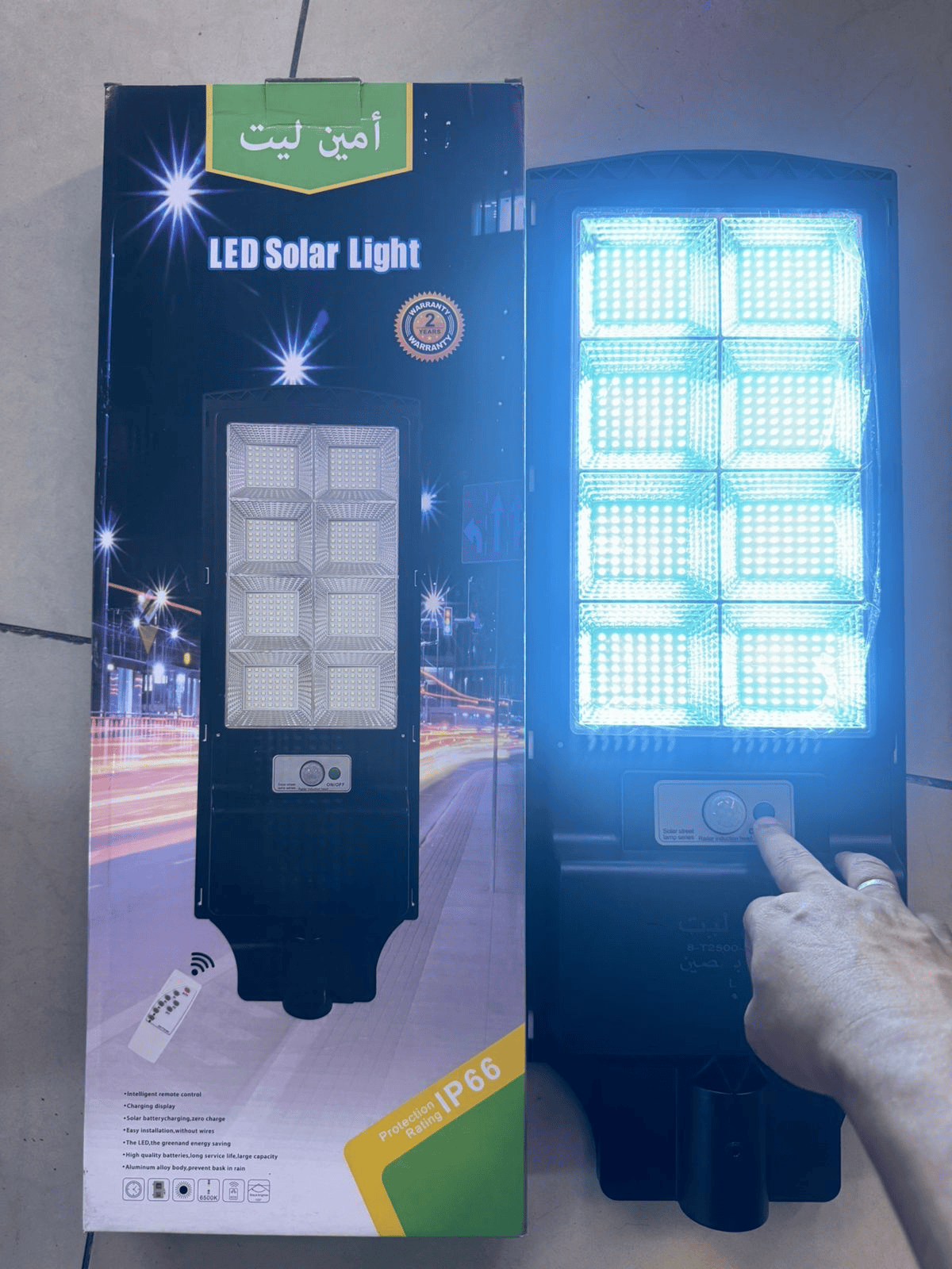 High-Power LED Solar Street Light with Remote Control – IP66 Waterproof