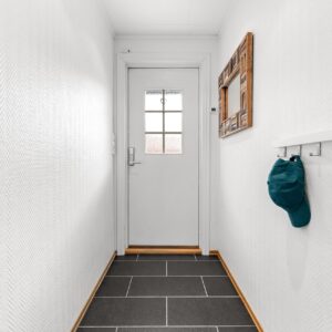 23555986-hallway-8539140_1920